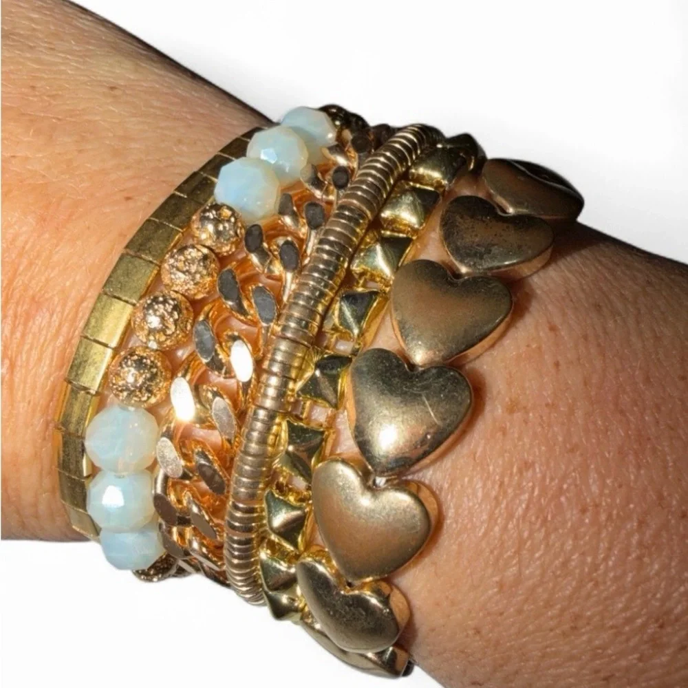 Victoria Emerson Gold Heart and Bead Bracelet